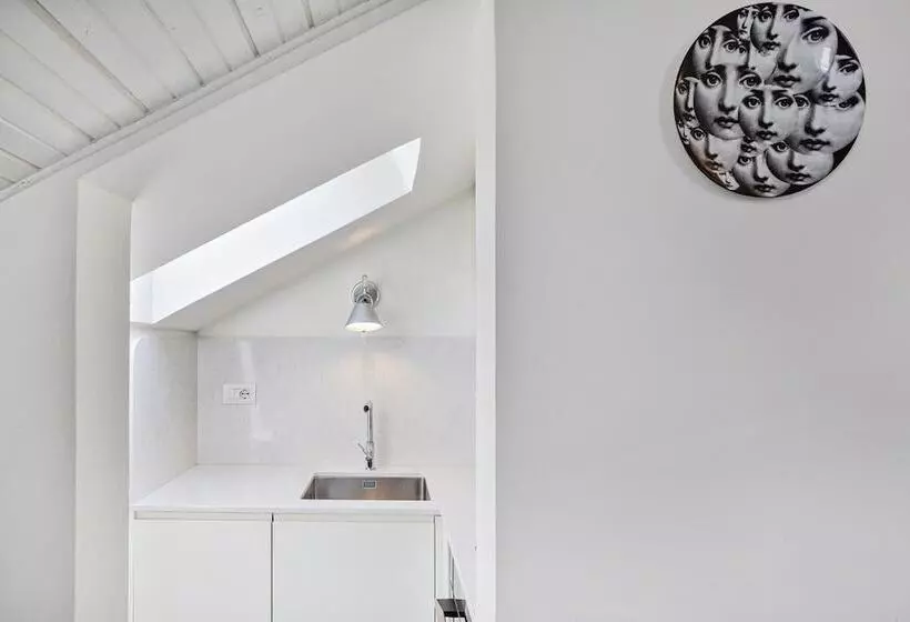 Luxury Central Design Apartment