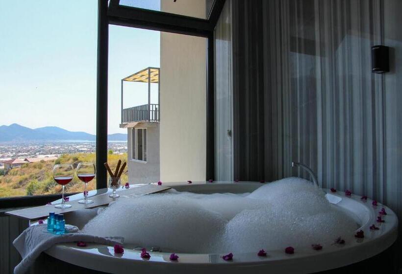 Ultra Lüx Vi̇lla Viranlar