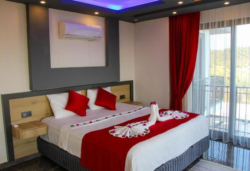 Ultra Lüx Vi̇lla Viranlar