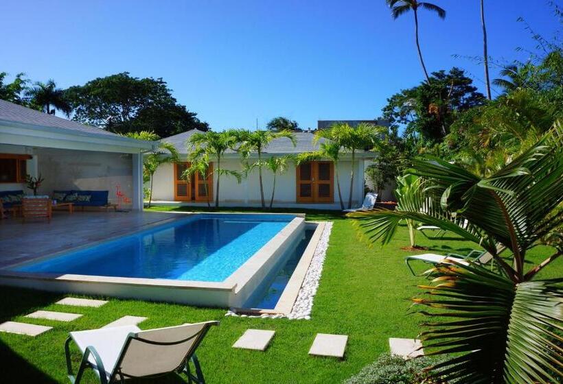 Flor De Coco, Villa Neuve, 5 Chambres, 5 Salles De Bains Et Grande Piscine à 250 Mètres De La Plage