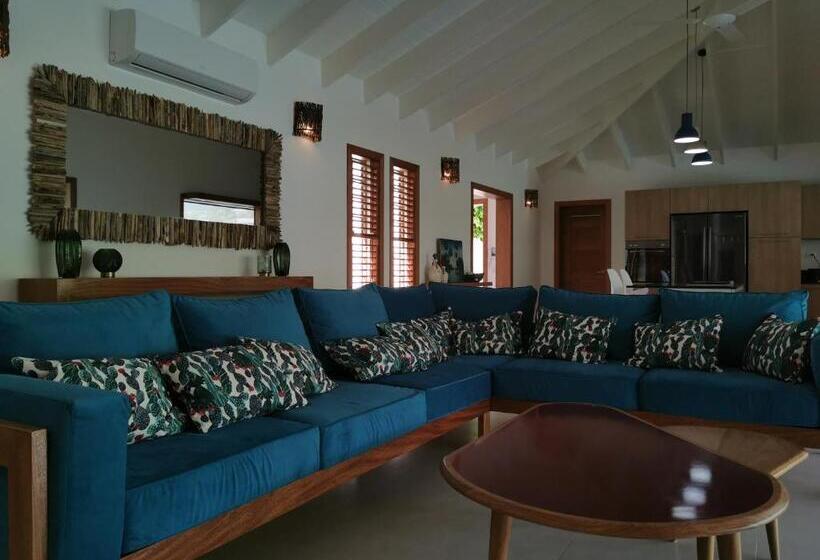 Flor De Coco, Villa Neuve, 5 Chambres, 5 Salles De Bains Et Grande Piscine à 250 Mètres De La Plage