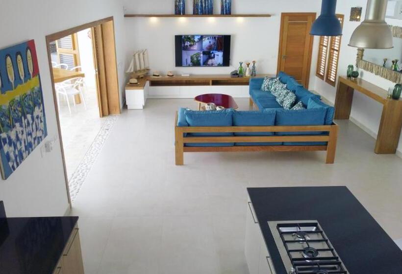 Flor De Coco, Villa Neuve, 5 Chambres, 5 Salles De Bains Et Grande Piscine à 250 Mètres De La Plage