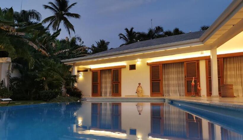 Flor De Coco, Villa Neuve, 5 Chambres, 5 Salles De Bains Et Grande Piscine à 250 Mètres De La Plage