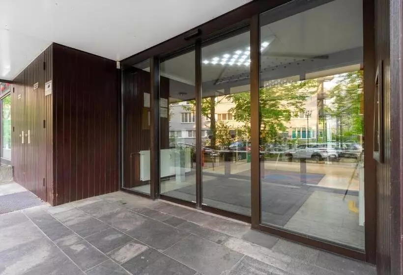 Gelsendesign Iii   Netflix I Balkon I Zentral