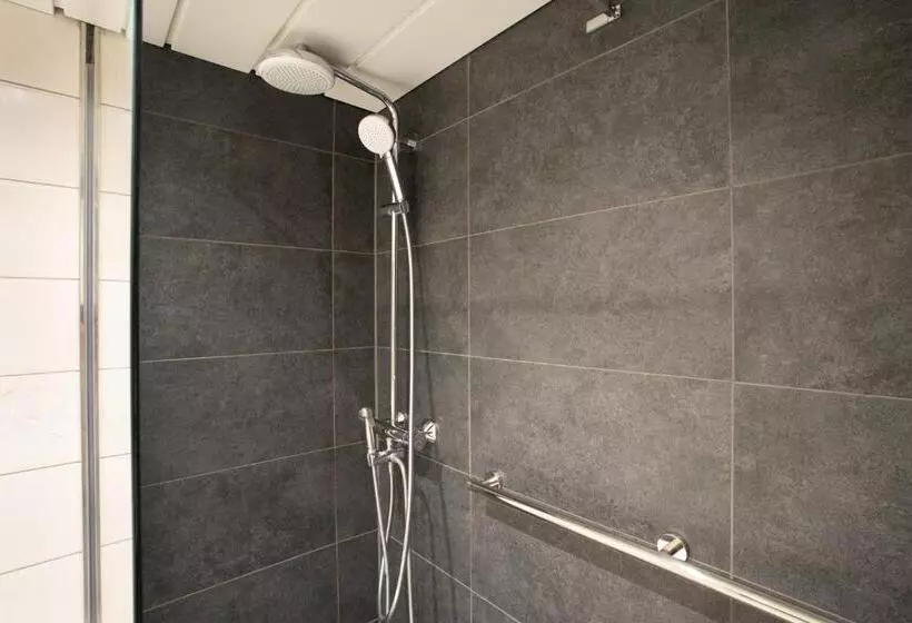 Gelsendesign Iii   Netflix I Balkon I Zentral