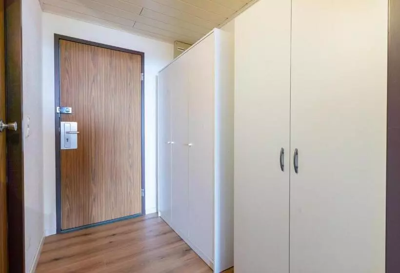 Gelsendesign Iii   Netflix I Balkon I Zentral