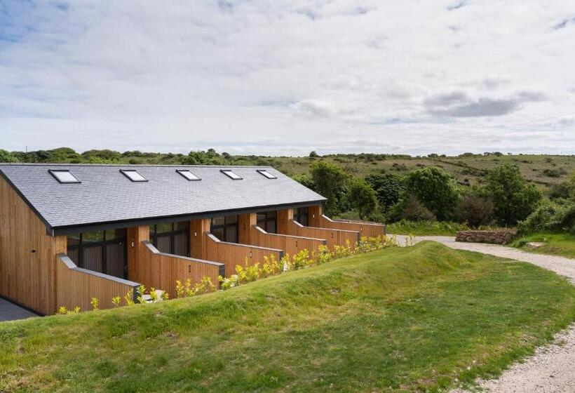 Romano Estate, The Courtyard