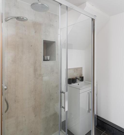 Romano Estate, The Courtyard