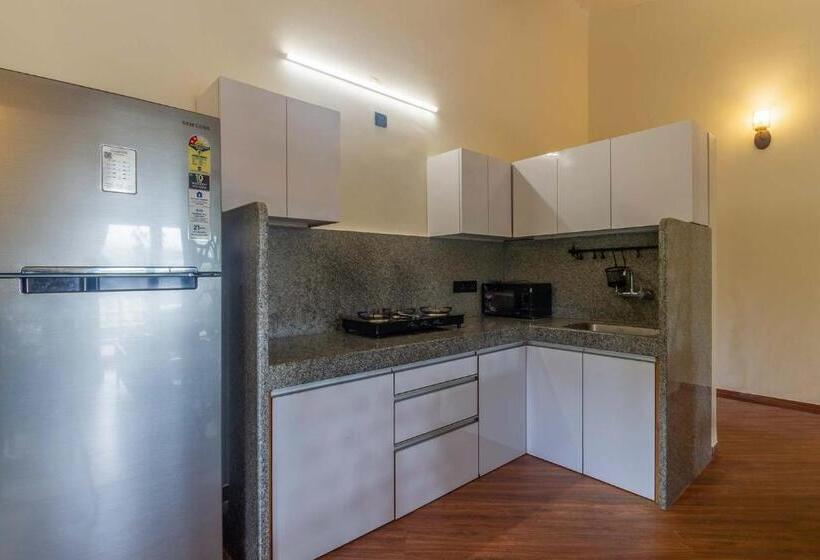 Stayvista S Beyond The Blue Door Valley View Villa With Outdoor Jacuzzi & Massage Chair