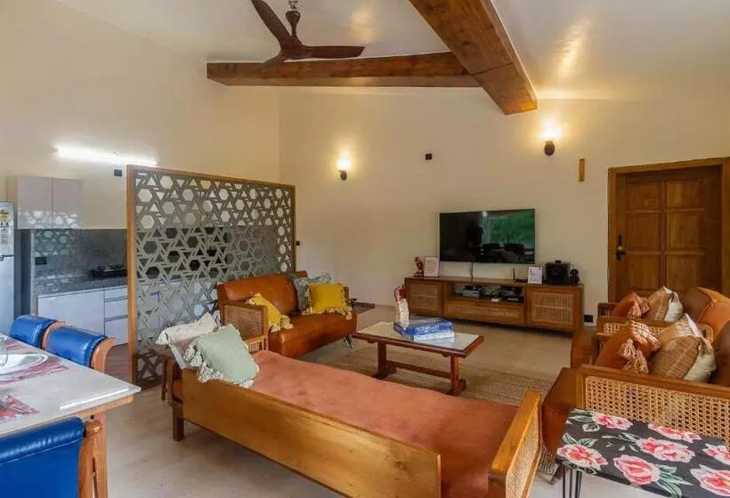 Stayvista S Beyond The Blue Door   Valley View Villa With Outdoor Jacuzzi & Massage Chair