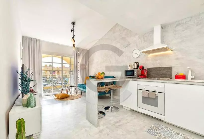 Tisalaya Bright Apartment