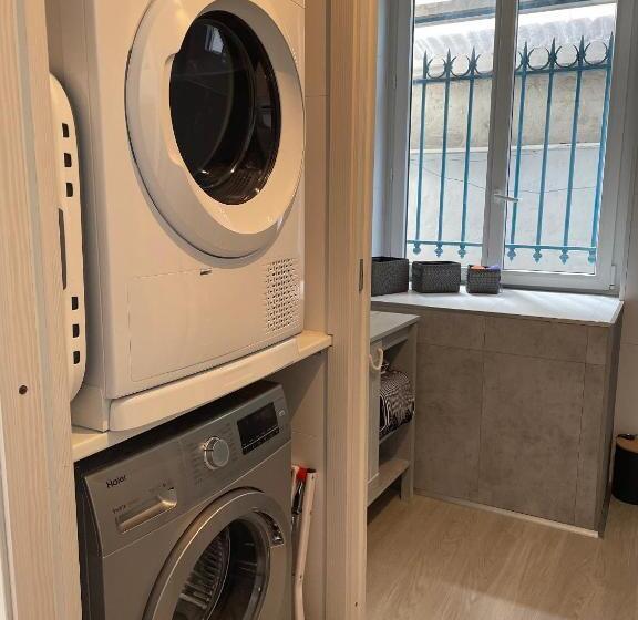 3 Pieces Avec Terrasse Entre Plage Et Centre Ville