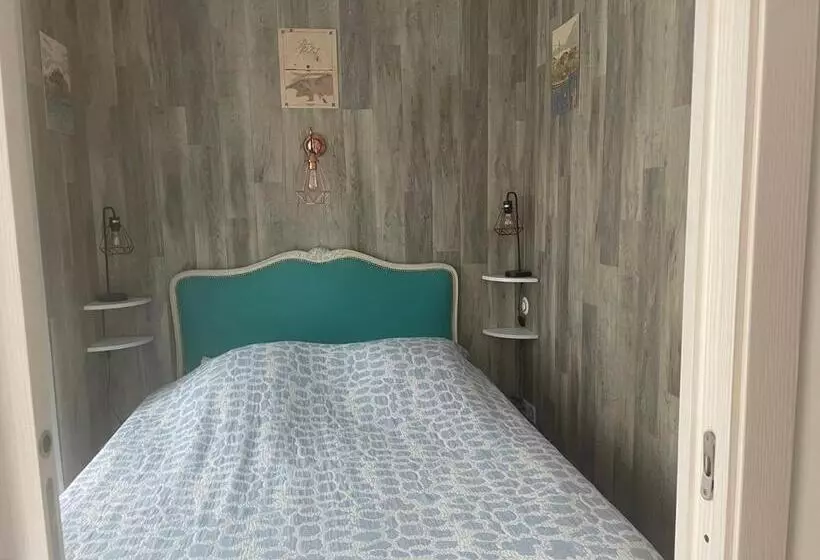 3 Pieces Avec Terrasse Entre Plage Et Centre Ville