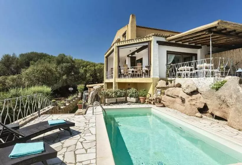 Aamiaismajoitus (B&B) Iconic Luxury Suites