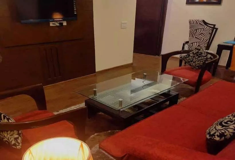 Hotelli Comfort Inn Bl