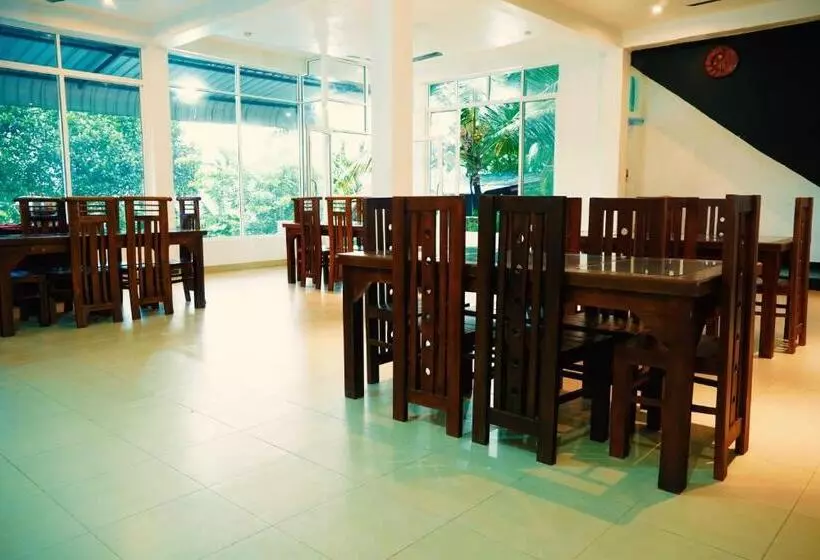 Hotelli Discovery Resort