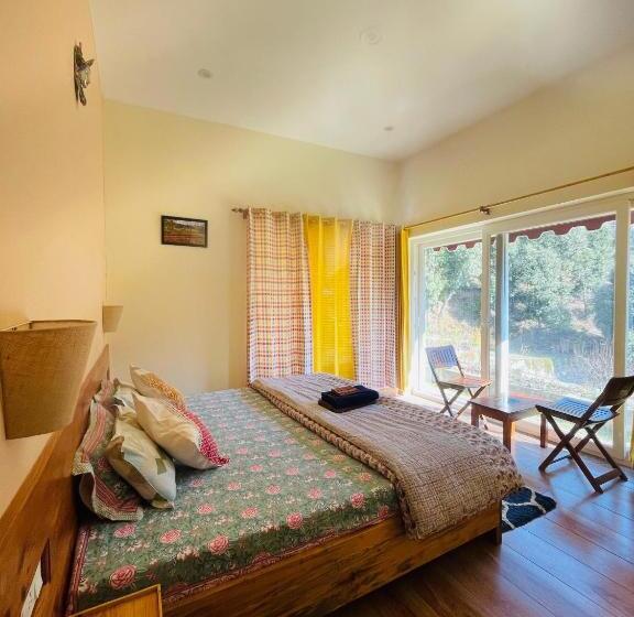 Hotell Francolin Lodge Farmstay @ Darima