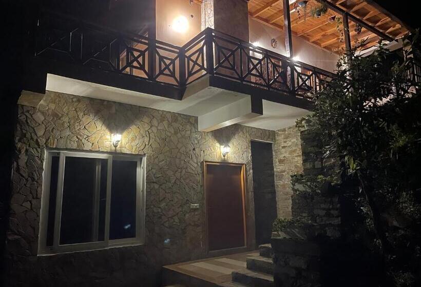 Hotell Francolin Lodge Farmstay @ Darima