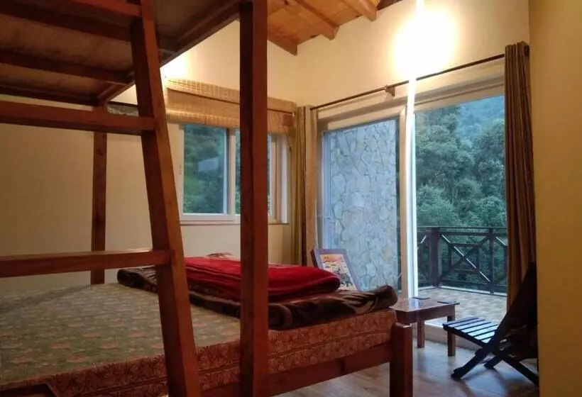 ホテル Francolin Lodge Farmstay @ Darima