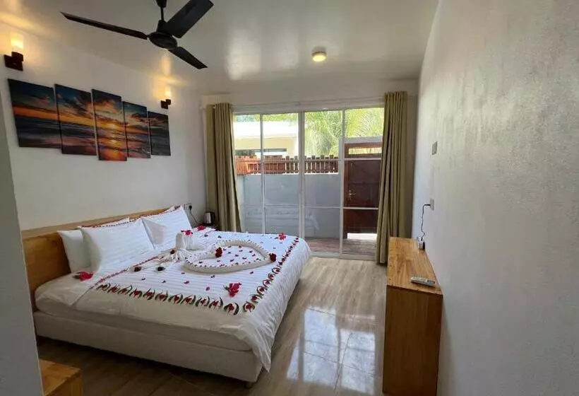 پانسیون Finolhu Dhigurah