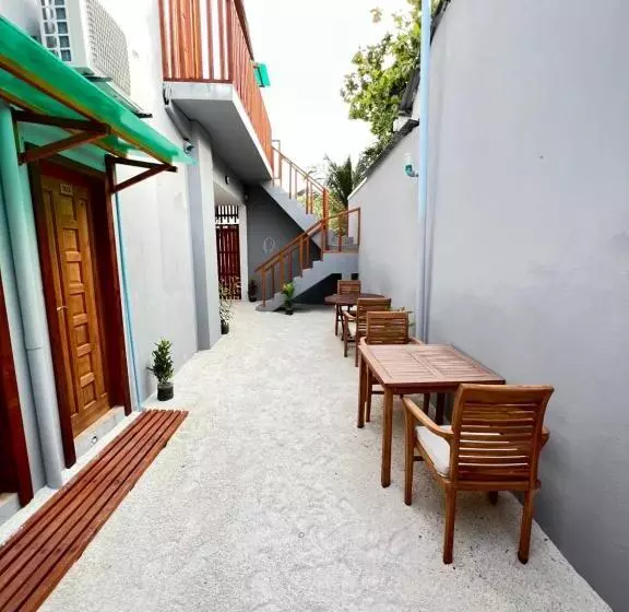 پانسیون Finolhu Dhigurah