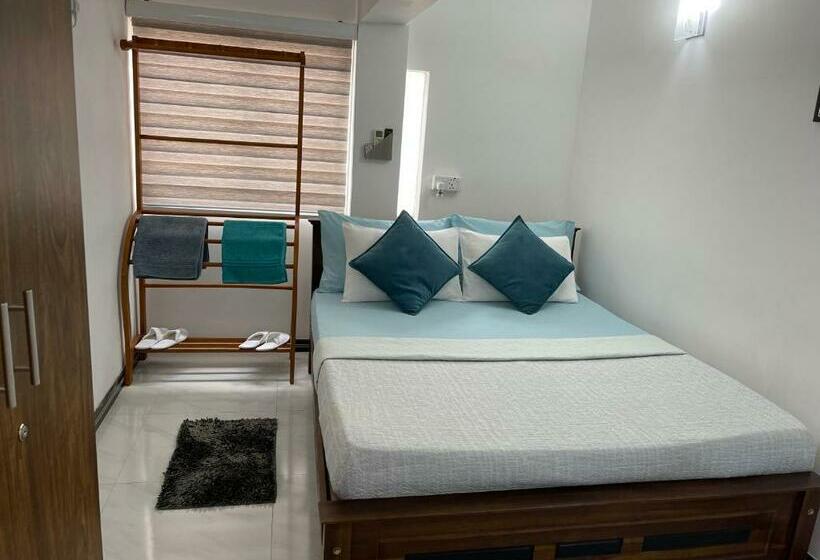 Sebastian Transit Katunayake