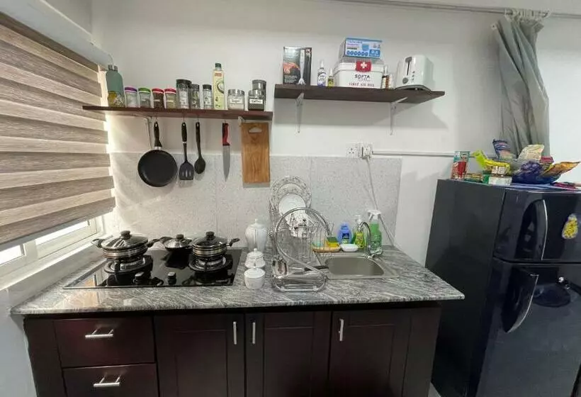 Sebastian Transit Katunayake