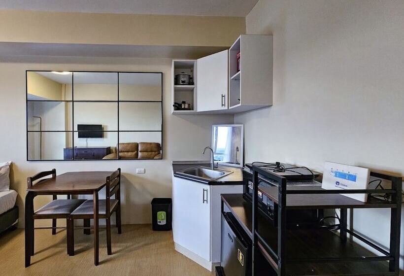 Steff S Condo 815 At Centrio Tower Deluxe Unit