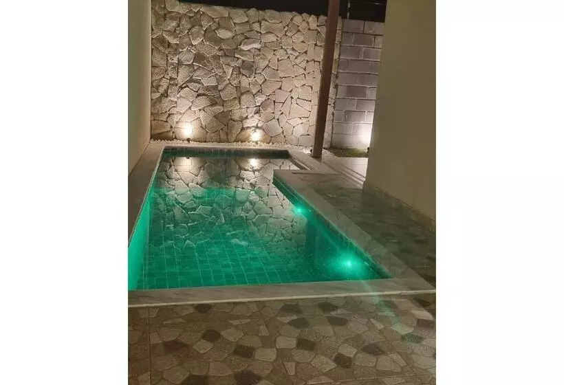 Bela Araçaípe Moderna E Confortável Com Piscina Exclusiva