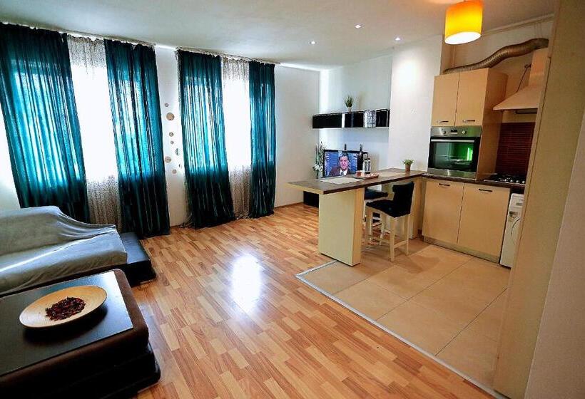 Cataleya Suites Apart