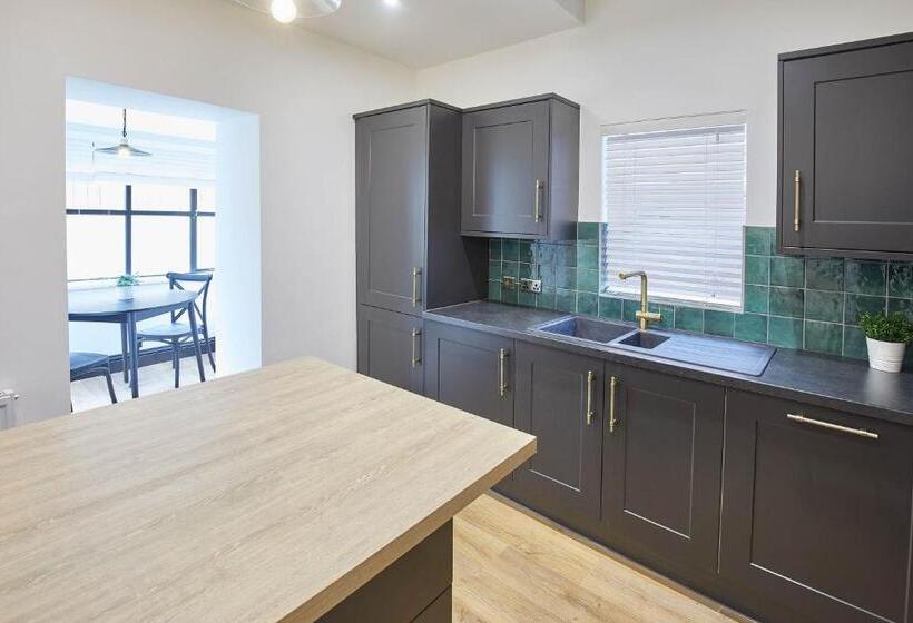 Host & Stay The Old Brewery