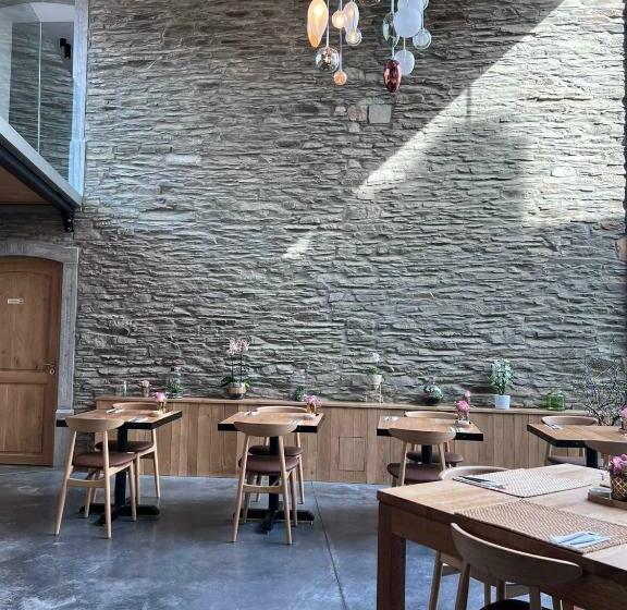 فندق Brasserie Du Simonis