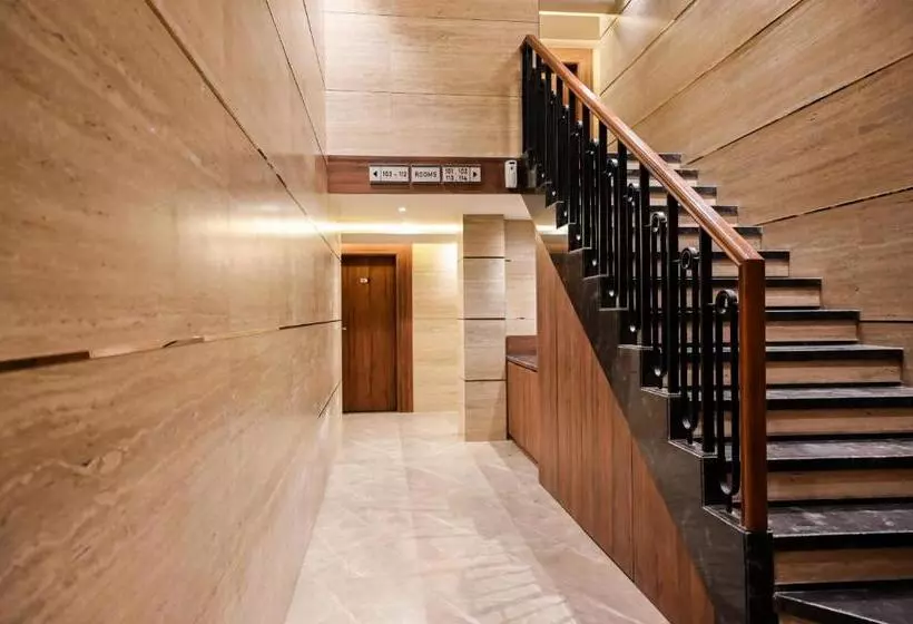 Hotelli Suvidha Suites