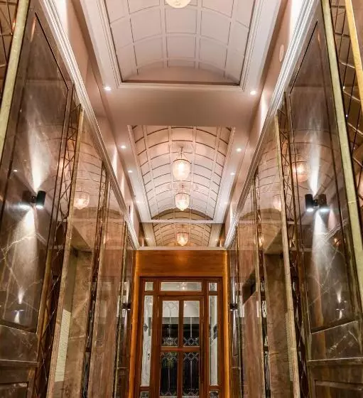 Hotelli Suvidha Suites