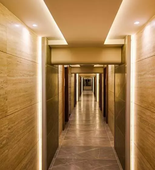 Hotelli Suvidha Suites