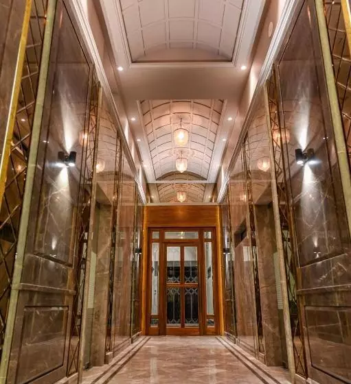 Hotelli Suvidha Suites