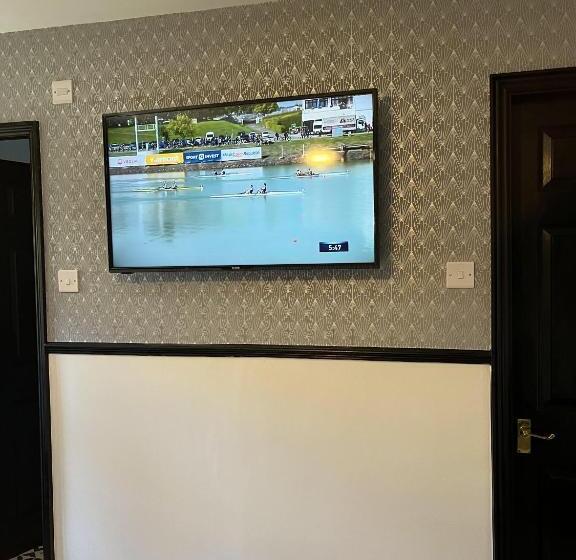 The Tontine Hotel & Bar