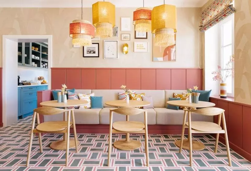 هتل Villa Alma   A Lakeside Boutique