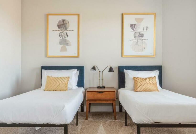 Kasa Dilworth Charlotte