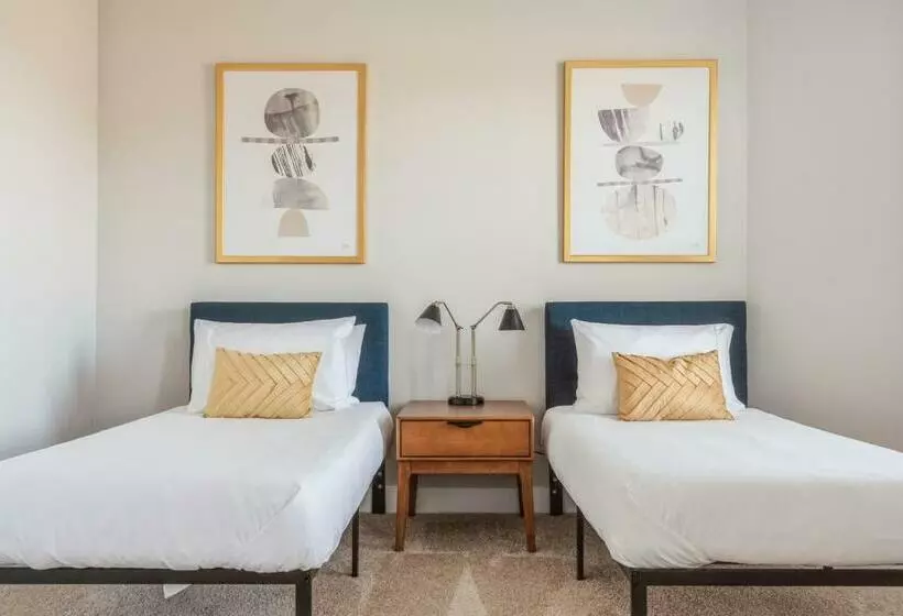 Kasa Dilworth Charlotte