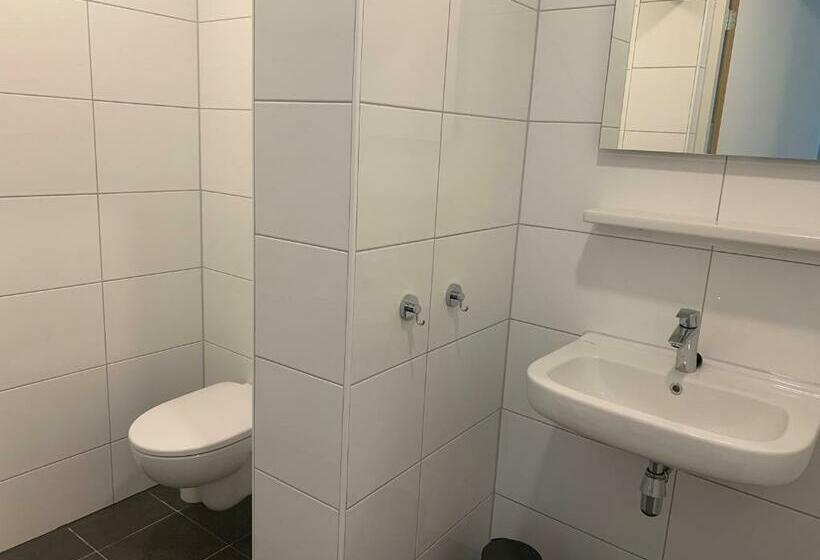 Stadshotel Aan De Ijssel In Hartje Deventer