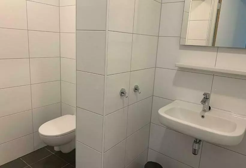 Stadshotel Aan De Ijssel In Hartje Deventer