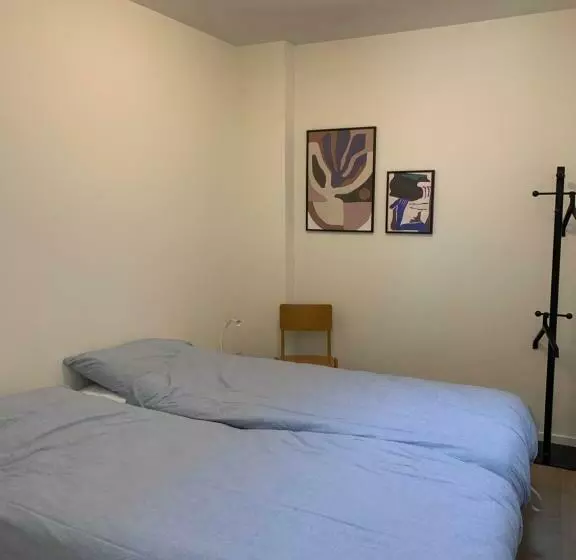 Stadshotel Aan De Ijssel In Hartje Deventer