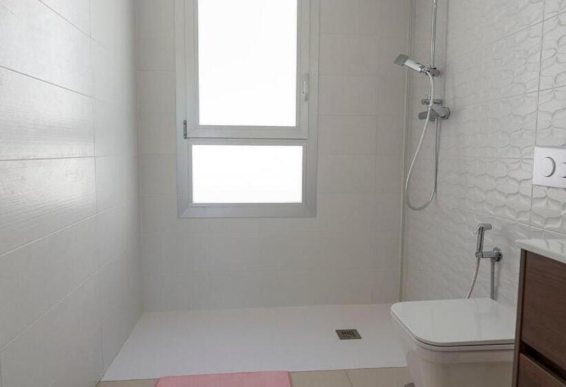 Stunning New Build 3 Bed Villa With Private Pool