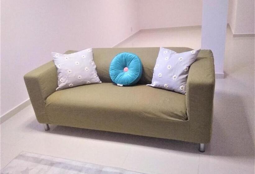 Stunning New Build 3 Bed Villa With Private Pool