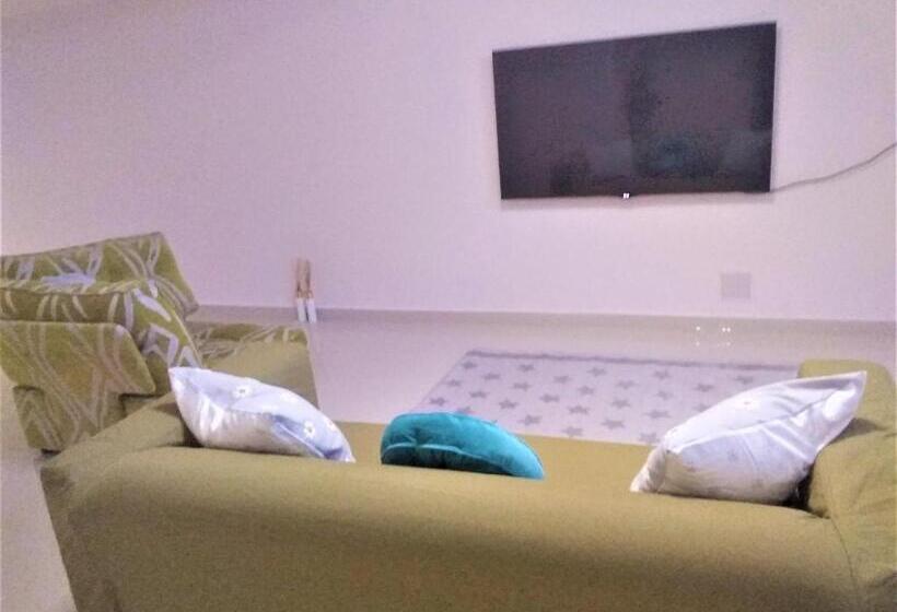 Stunning New Build 3 Bed Villa With Private Pool