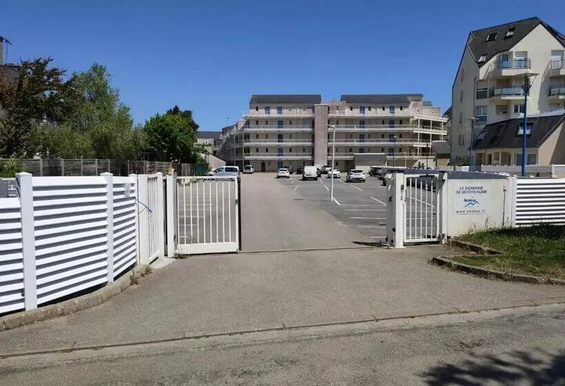 Superbe Appartement Avec Piscine Sauna Et Petite Vue Mer