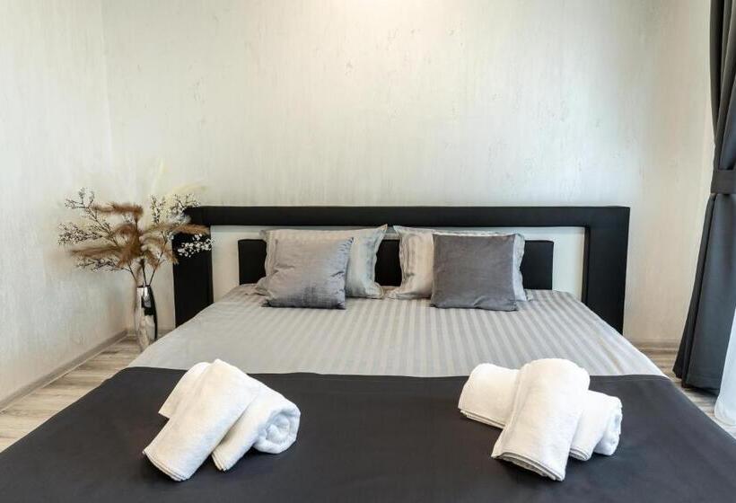 апартамент 404