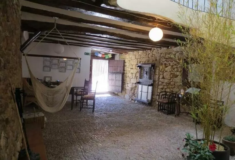 Retkeilymaja La Casa Mágica