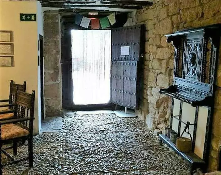 Retkeilymaja La Casa Mágica